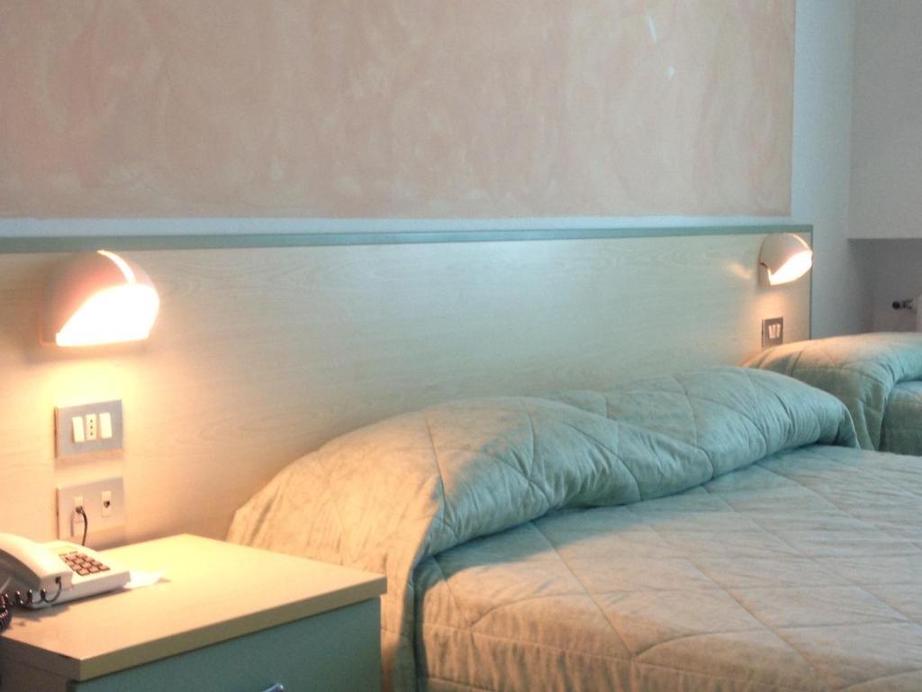 Hotel Rivamare Massignano Zewnętrze zdjęcie