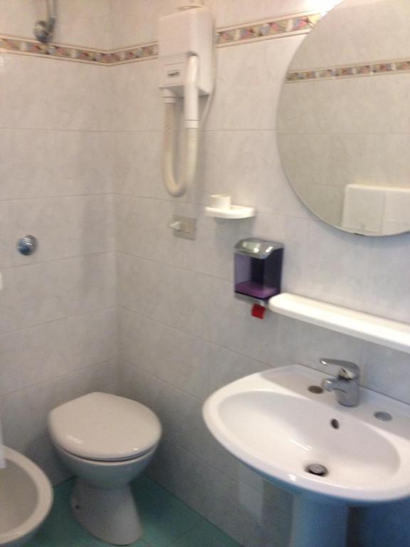 Hotel Rivamare Massignano Zewnętrze zdjęcie